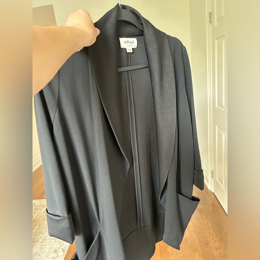 Wilfred black blazer